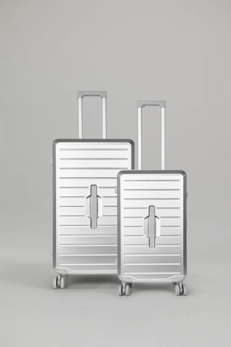 The Silver Trunk Duo