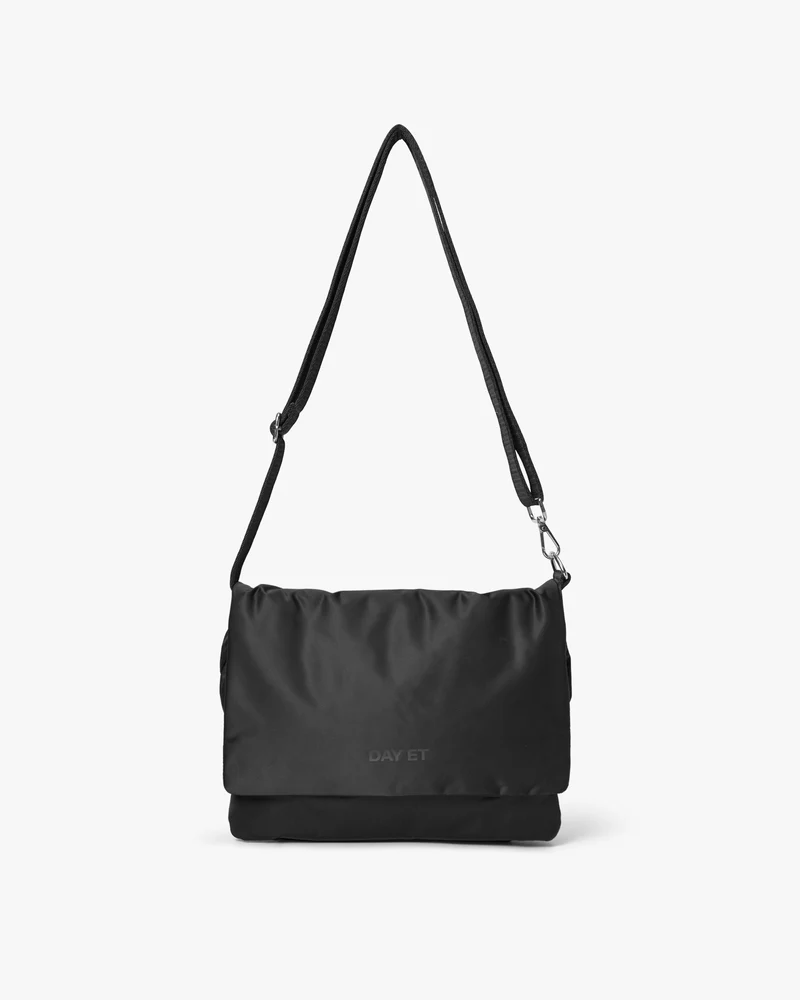 Medium Satin Axelväska