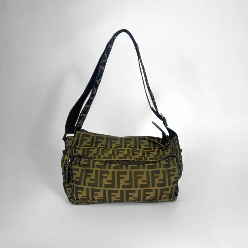 Fendi Axelväska