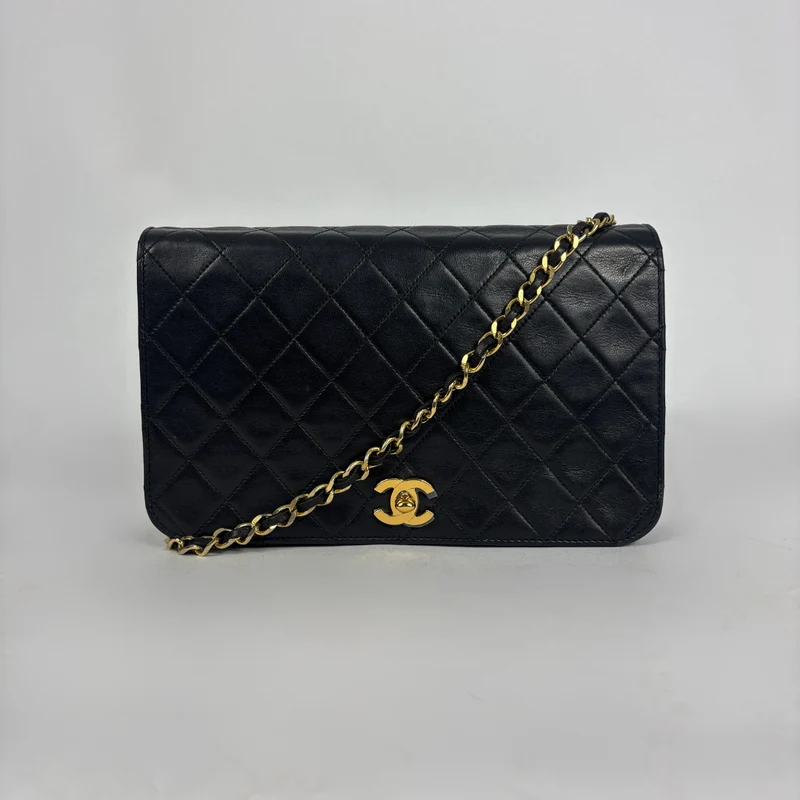 Chanel Single Flap Bag Lammskinn Läder