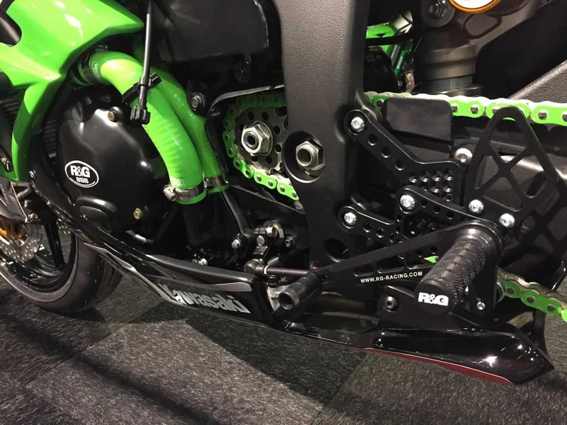 KAWASAKI ZX6 09- LHS generator cover. Race version