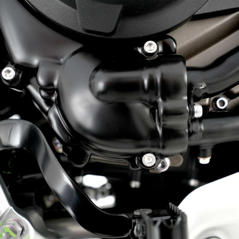 Yamaha R7 22- / MT-07 (Tracer) 14- / XSR700 16- / Tracer 700 17-20 / Tracer 7 (GT) 21- / XTZ700 Tenere 19- / World Rally 23- / XTZ690 23- , right side water pump cover