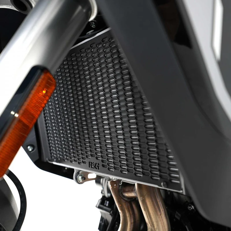 PRO Radiator Guard BLACK - Suzuki V-STROM 800 DE 23-