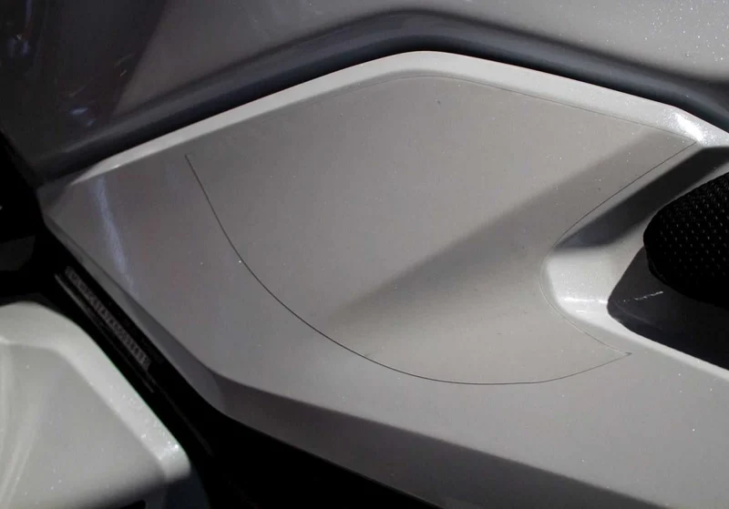TRI 675 Daytona/St.Trip.R/S/RS 765/RX 13-22 Second Skin Tank Protection (2-piece)