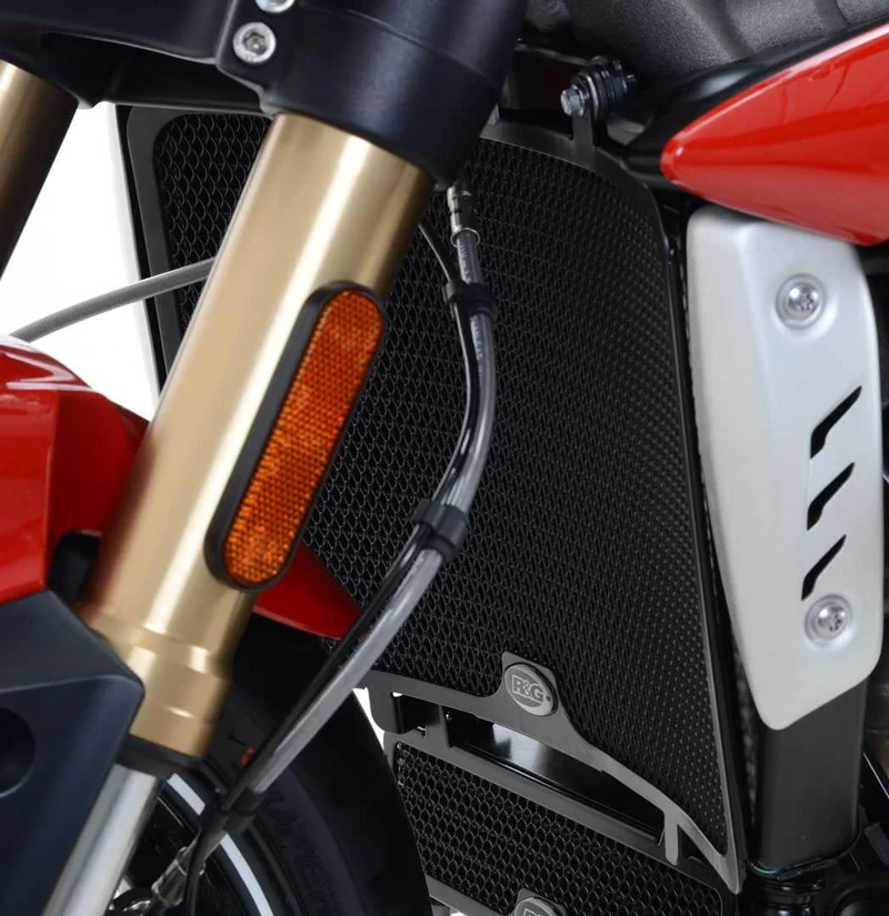 Radiator Guard - BLACK - Triumph Speed Triple S 16- / Speed Triple R 16- / Speed Triple RS 18-20
