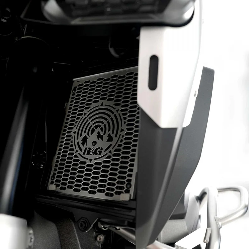 PRO Radiator Guards (pair), TITANIUM - BMW R1300GS 23- / R1300GSA 24-