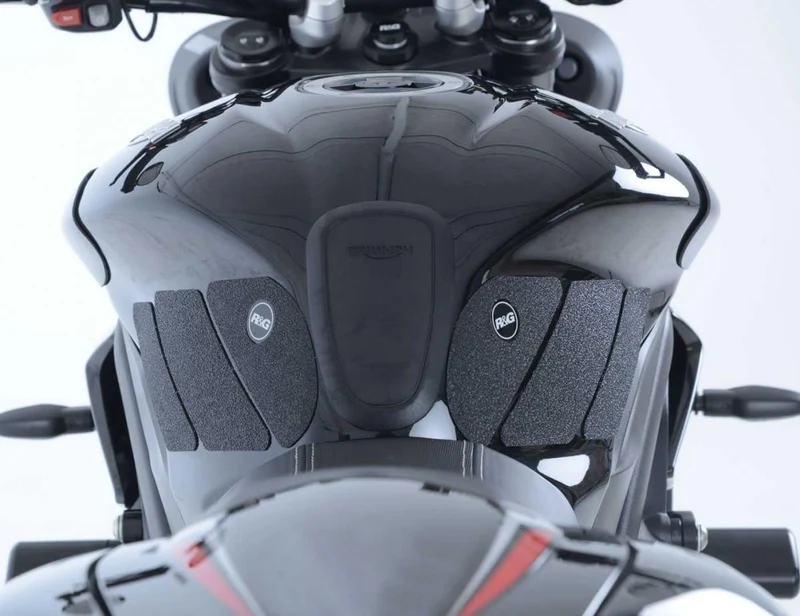 Triumph 675 Daytona / Street Triple 13-16 / Street Triple 765 RS/R/S 17-22 / Street Triple RX 15- Traction Grips : BLACK 6-Grip Kit