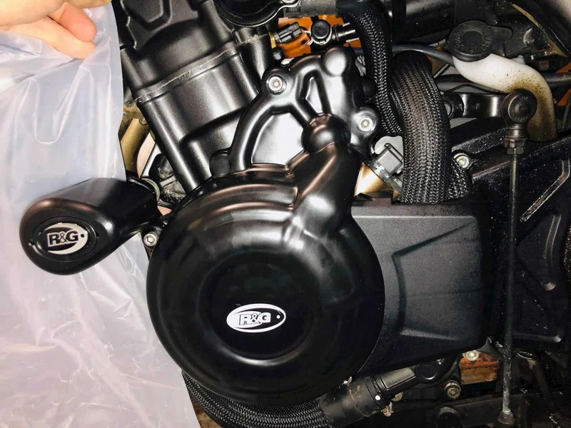 Honda CB500 Hornet 24- / CL500 23- / CBR500R 19- (not with R&G CP) / CB500F 19- / CB500X 19- / NX 500 24- / CB400X 19- Engine Case Covers, set of 2 covers
