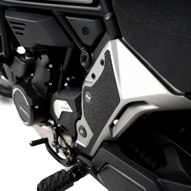 CFMoto 700CL-X Heritage 21 / Adventure 23- Boot Guard 2-piece kit