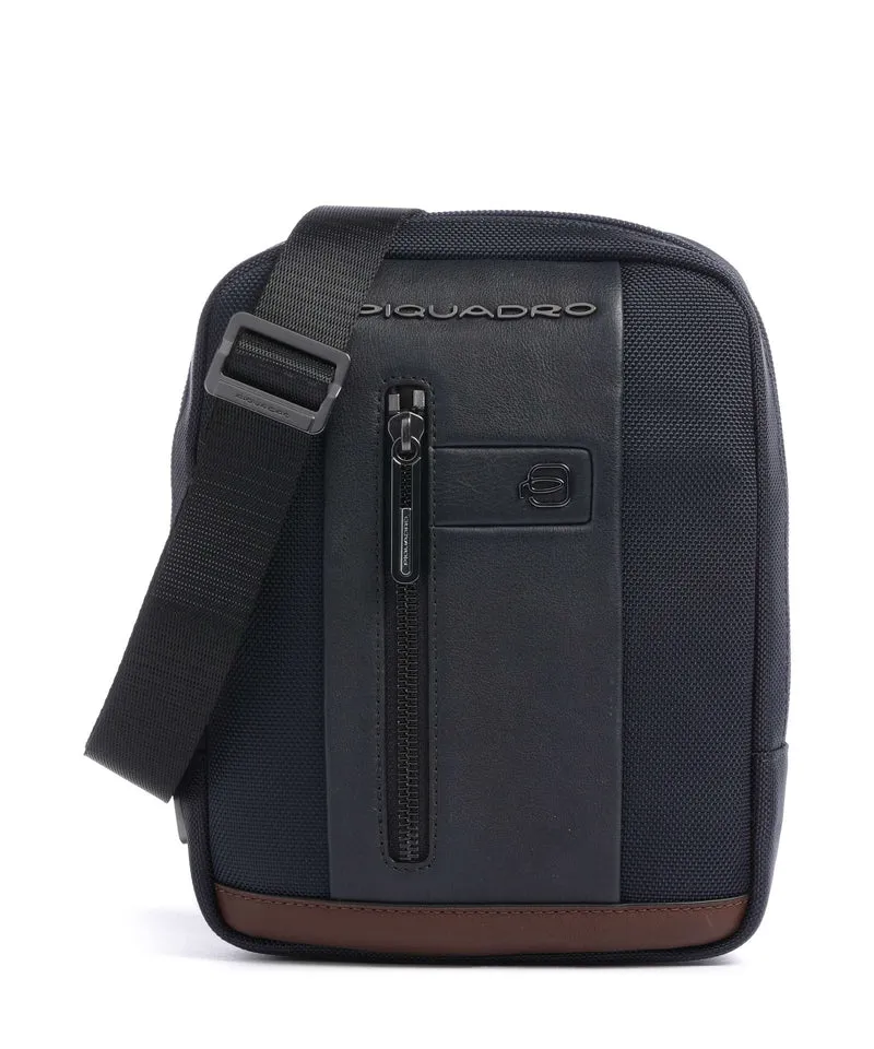 Piquadro Brief 2 Crossover väska blue/cognac