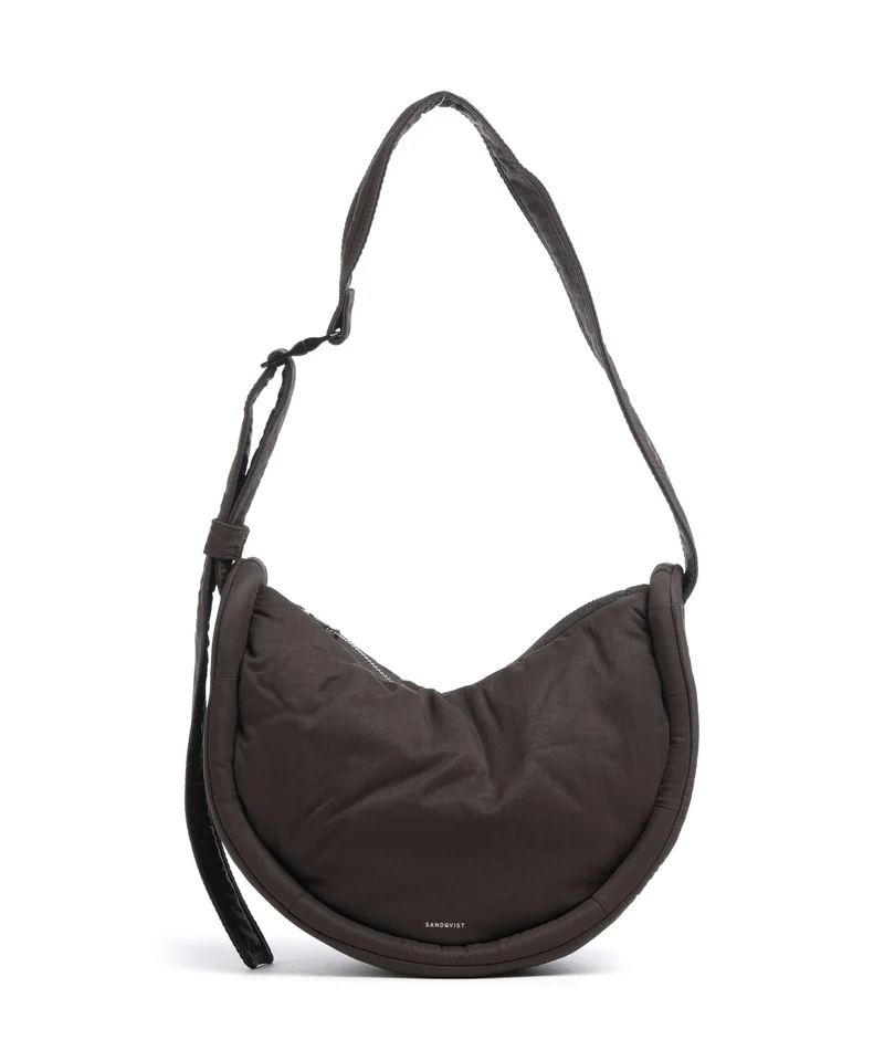 Sandqvist Curve Mini Axelremsväska dark brown