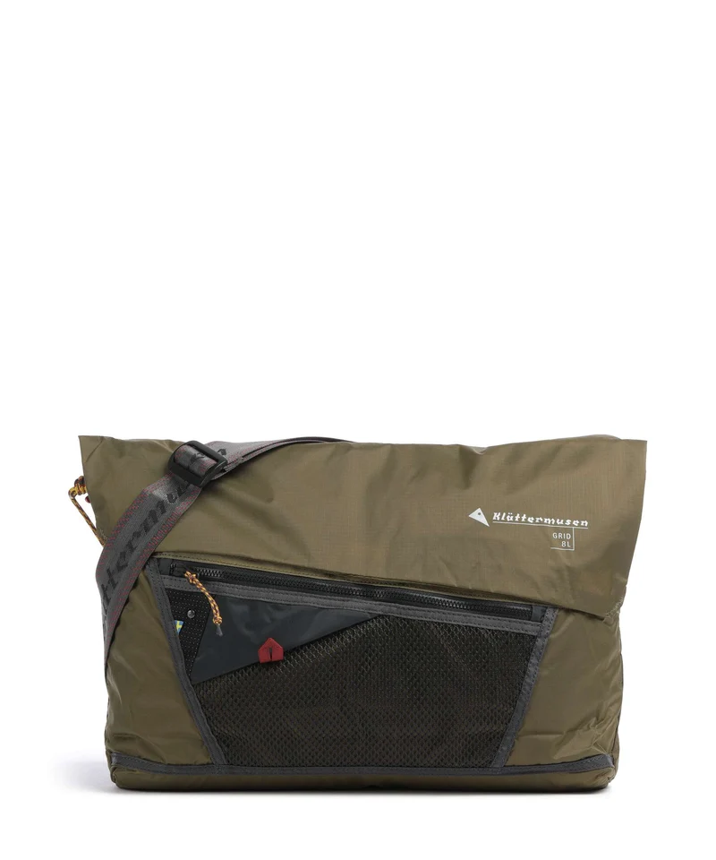 Klättermusen Grid Messenger väska olive