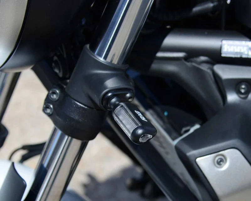 Front Indicator Adapters (aluminium) for Kawasaki Vulcan S 15- / Vulcan Cafe 18-