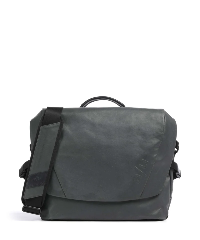 Aunts & Uncles Japan Yamakuni Messenger väska volcanic ash