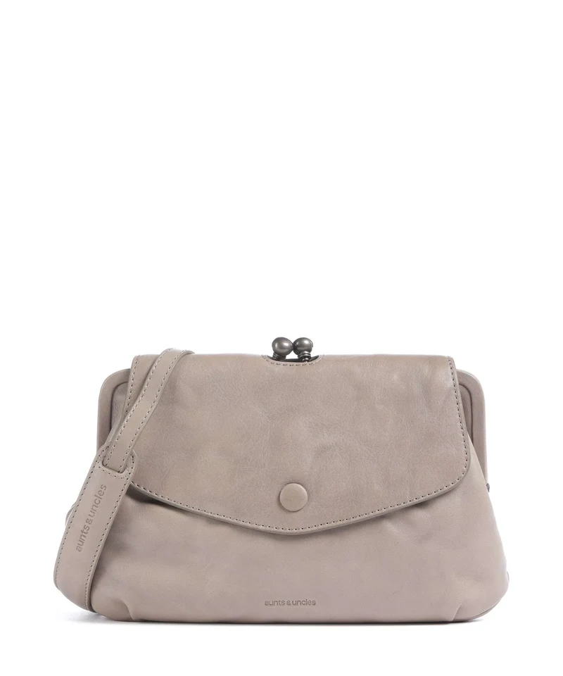 Aunts & Uncles Grandma's Luxury Club Mrs. Madeline Crossover väska roasted cashew