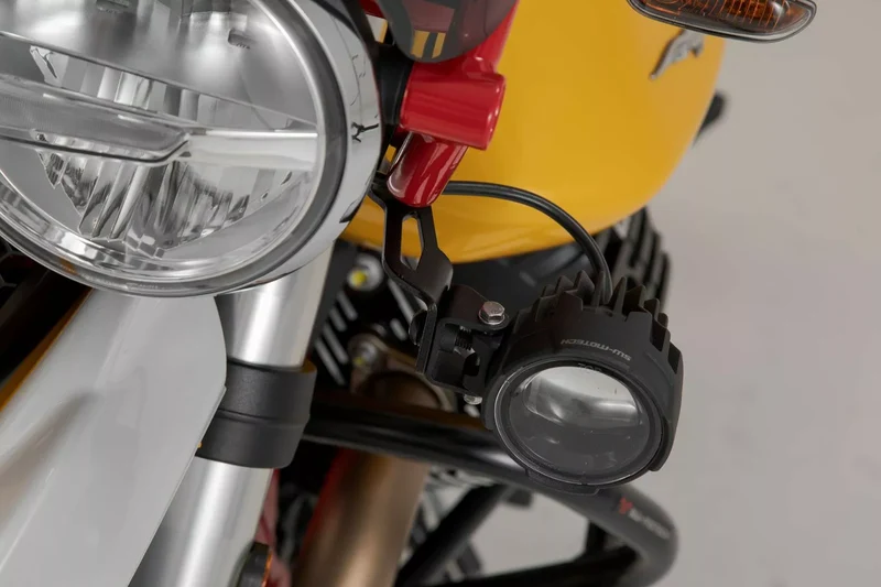 SW-MOTECH LIGHT MOUNTS V85 TT NSW.17.925.10000/B